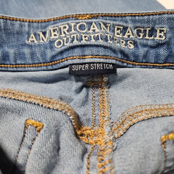 American Eagle Jegging Jeans Womens Size 4 Low Rise Medium Wash Denim Pants - Picture 4 of 6